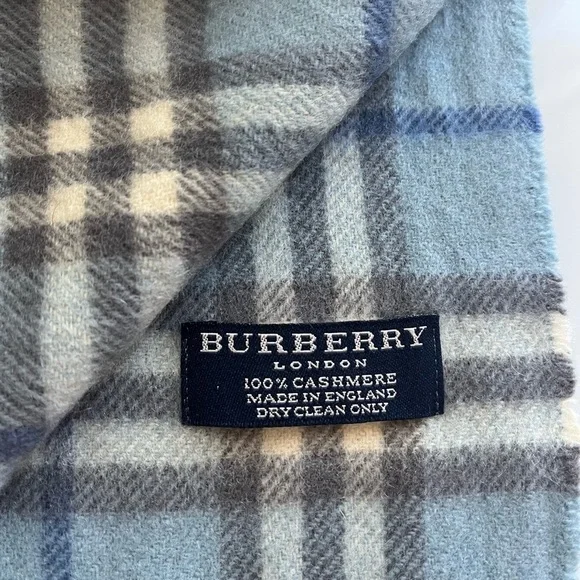 BURBERRY KID’S SCARF - Picture 3 of 6